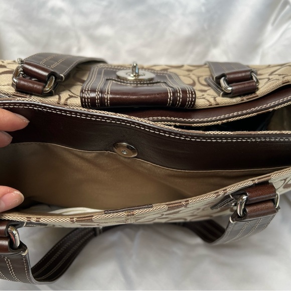 Coach monogram tote shoulder bag - Picture 10 of 15